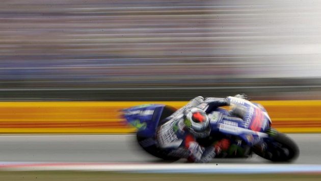 Jorge Lorenzo stanovil v kvalifikaci na brněnskou GP nový rychlostní rekord Masarykova okruuh. Jorge Lorenzo stanovil v kvalifikaci na brněnskou GP nový rychlostní rekord Masarykova okruuh.