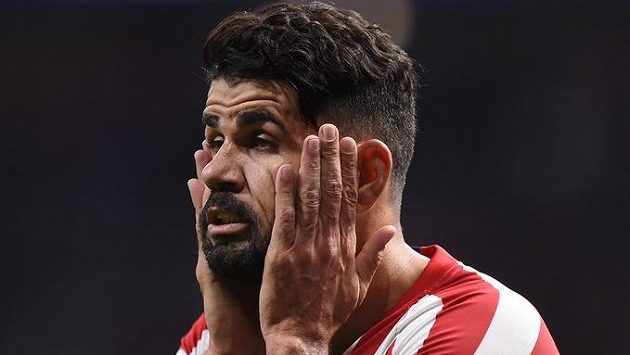 Útočník Diego Costa z Atlética Madrid musí s pozitivním testem na koronavirus do karantény. Útočník Diego Costa z Atlética Madrid musí s pozitivním testem na koronavirus do karantény.