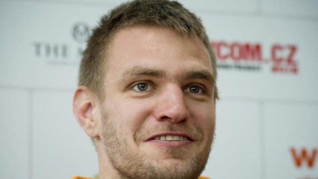 Skifař Ondřej Synek před startem nové závodní sezóny. Skifař Ondřej Synek před startem nové závodní sezóny.