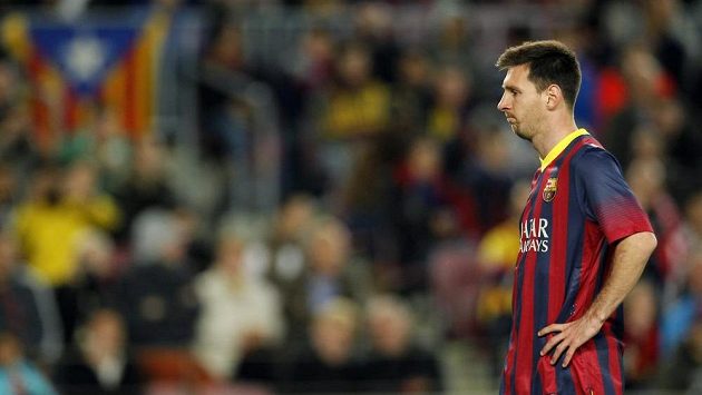 Zachmuřený útočník Barcelony Lionel Messi. Zachmuřený útočník Barcelony Lionel Messi.