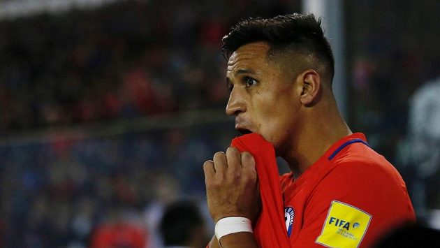 Černý den Alexise Sáncheze. Krach přestupu do Manchesteru City a výprask od Paraguaye. Černý den Alexise Sáncheze. Krach přestupu do Manchesteru City a výprask od Paraguaye.