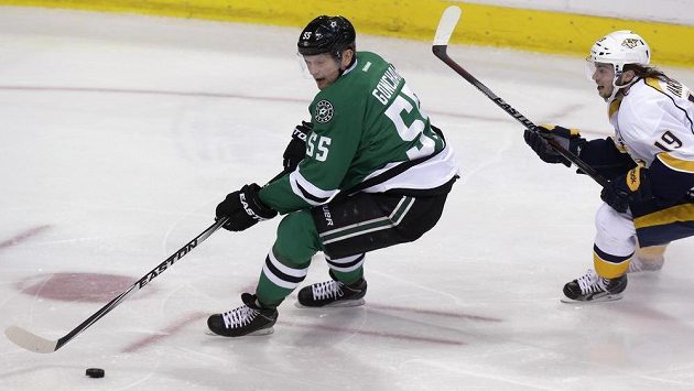 Sergej Gončar (vlevo) bude hrát za Montreal. Sergej Gončar (vlevo) bude hrát za Montreal.