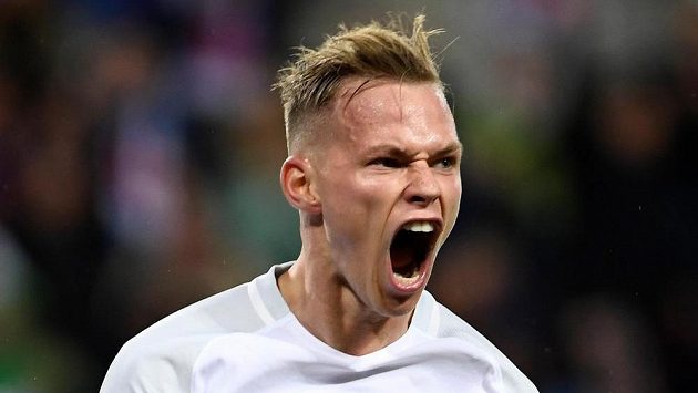 Slovenský fotbalista Ondrej Duda se raduje z gólu proti Maltě. Bude slavit i postup do baráže? Slovenský fotbalista Ondrej Duda se raduje z gólu proti Maltě. Bude slavit i postup do baráže?