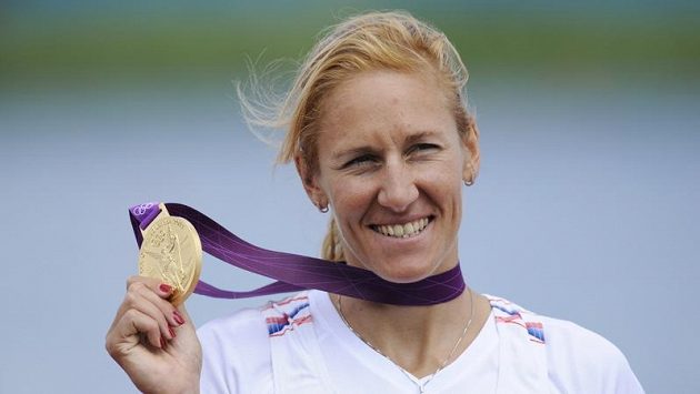Skifařka Miroslava Knapková se chlubí olympijským zlatem. Skifařka Miroslava Knapková se chlubí olympijským zlatem.