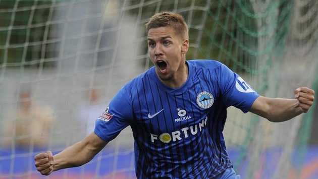 Liberecký Vojtěch Hadaščok se raduje ze své první branky proti Jablonci. Liberecký Vojtěch Hadaščok se raduje ze své první branky proti Jablonci.