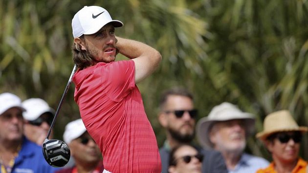 Anglický golfista Tommy Fleetwood v Abú Zabí. Anglický golfista Tommy Fleetwood v Abú Zabí.