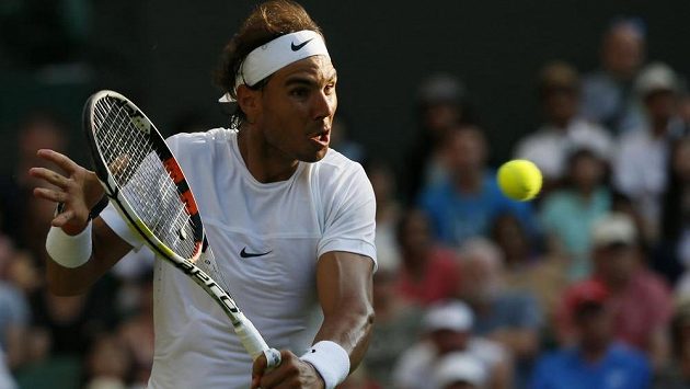 Španělský tenista Rafael Nadal na letošním Wimbledonu. Španělský tenista Rafael Nadal na letošním Wimbledonu.