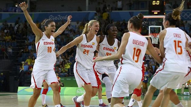 Španělské basketbalistky se radují z postupu do finále OH. Španělské basketbalistky se radují z postupu do finále OH.
