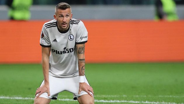 Tomáš Pekhart z Legie při utkání s Leicesterem. Tomáš Pekhart z Legie při utkání s Leicesterem.