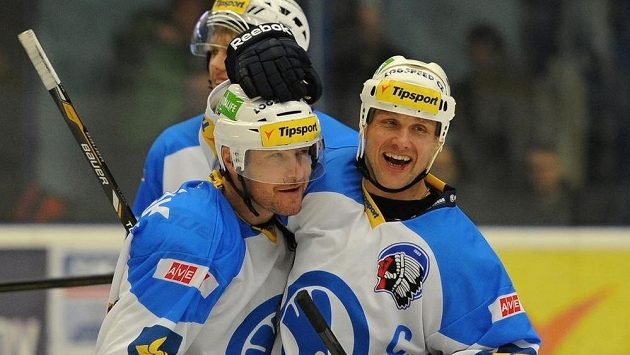 Plzeňský kapitán Martin Straka (vpravo). Plzeňský kapitán Martin Straka (vpravo).