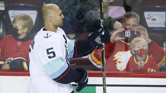 Mark Giordano se stal kapitánem Seattlu Kraken. Mark Giordano se stal kapitánem Seattlu Kraken.