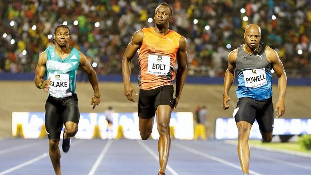 Sprinter Usain Bolt zvítězil v běhu na 100 m na jamajském šampionátu v Kingstonu. Sprinter Usain Bolt zvítězil v běhu na 100 m na jamajském šampionátu v Kingstonu.