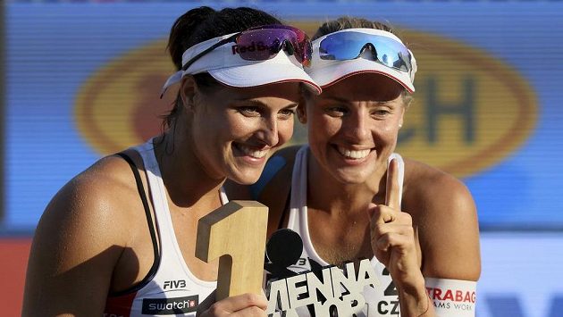 Barbora Hermannová s Markétou Nausch Slukovou slaví cenné vítězství Barbora Hermannová s Markétou Nausch Slukovou slaví cenné vítězství