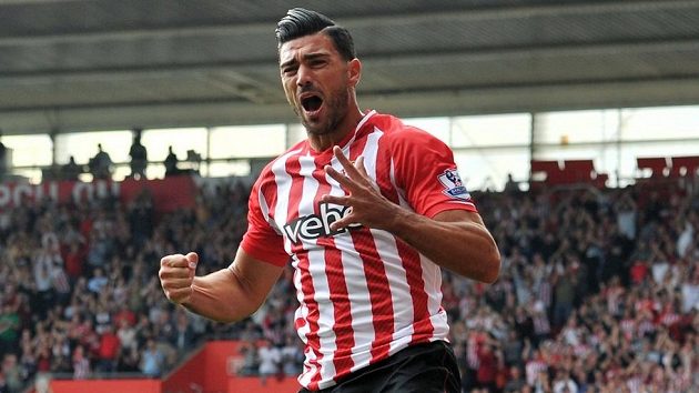 Graziano Pelle - nová hvězda Southamptonu. Graziano Pelle - nová hvězda Southamptonu.