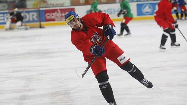 Jakub Petružálek míří do Litvínova. Jakub Petružálek míří do Litvínova.