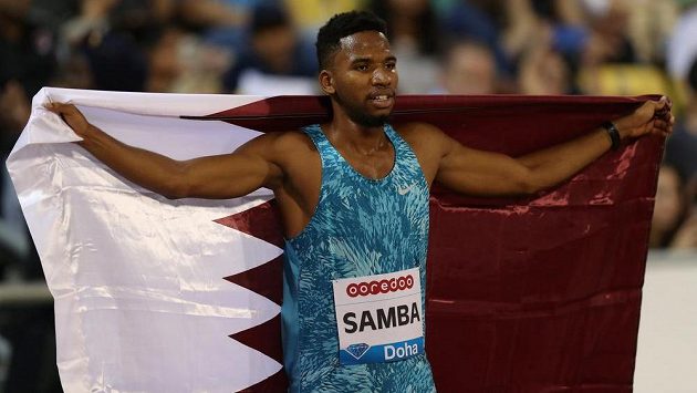 Dvaadvacetiletý Katařan Samba zaběhl nejrychlejší čtvrtku překážek v historii Diamantové ligy. Dvaadvacetiletý Katařan Samba zaběhl nejrychlejší čtvrtku překážek v historii Diamantové ligy.