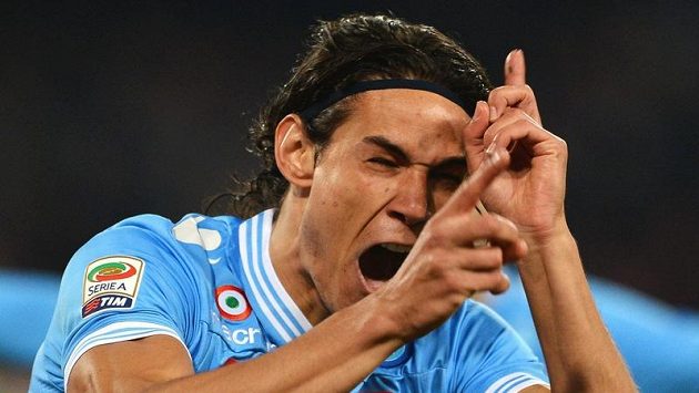 Nejlepší střelec italské ligy Edinson Cavani. Nejlepší střelec italské ligy Edinson Cavani.