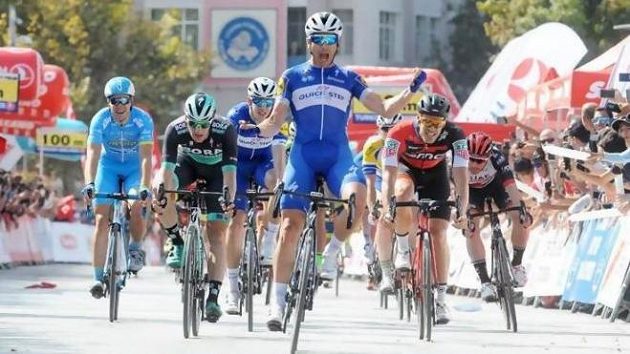 Maximiliano Richeze ve finiši úvodní etapy kolem Turecka Maximiliano Richeze ve finiši úvodní etapy kolem Turecka