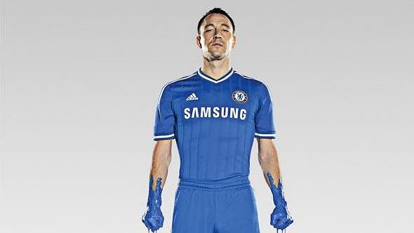 John Terry na archivním snímku v dresu Chelsea. John Terry na archivním snímku v dresu Chelsea.