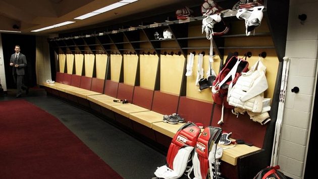 Kabiny zejí prázdnotou při výluce v hokejové NHL Kabiny zejí prázdnotou při výluce v hokejové NHL