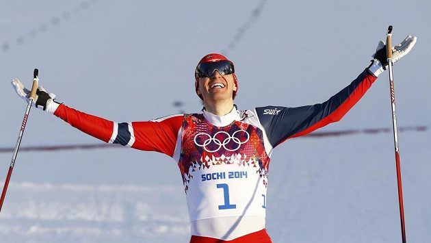 Norský lyžař Ola Vigen Hattestad se raduje z vítězství v olympijských sprintech. Norský lyžař Ola Vigen Hattestad se raduje z vítězství v olympijských sprintech.