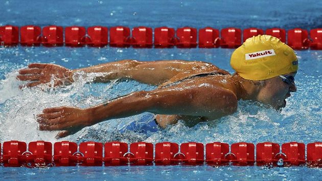 Švédka Sarah Sjöströmová ozdobila svůj světový titul na trati 100 m motýlek i novým světovým rekordem. Švédka Sarah Sjöströmová ozdobila svůj světový titul na trati 100 m motýlek i novým světovým rekordem.