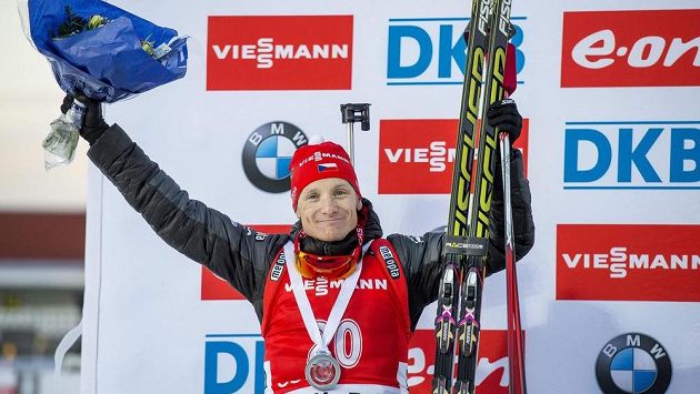 Ondřej Moravec si v sobotním sprintu v Östersundu dojel pro druhé místo. Ondřej Moravec si v sobotním sprintu v Östersundu dojel pro druhé místo.