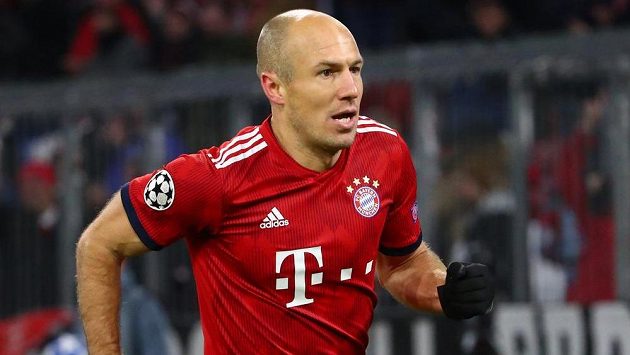 Arjen Robben po sezoně ukončí svoje angažmá v Bayernu Mnichov. Arjen Robben po sezoně ukončí svoje angažmá v Bayernu Mnichov.