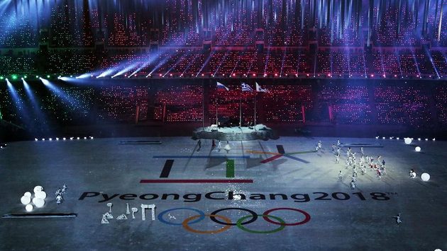 Korejci se v Soči prezentovali i při závěrečném ceremoniálu. Korejci se v Soči prezentovali i při závěrečném ceremoniálu.