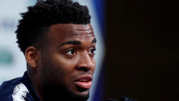 Francouz Thomas Lemar během tiskové konference v rámci přípravy národního týmu před MS. Francouz Thomas Lemar během tiskové konference v rámci přípravy národního týmu před MS.