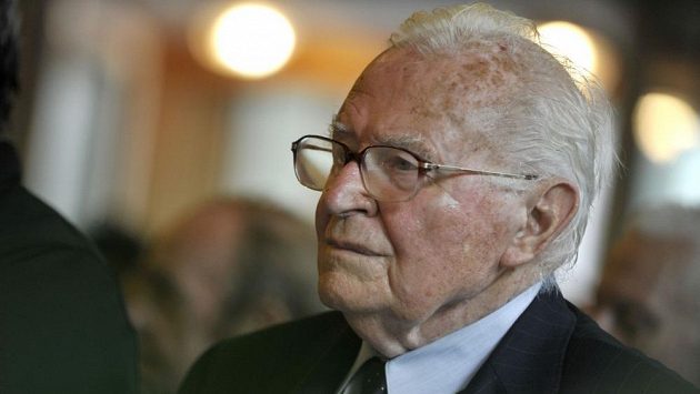 Karel Gut na snímku z roku 2011. Karel Gut na snímku z roku 2011.