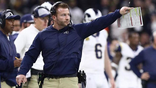 Sean McVay, hlavní trenér týmu amerického fotbalu Los Angeles Rams. Sean McVay, hlavní trenér týmu amerického fotbalu Los Angeles Rams.