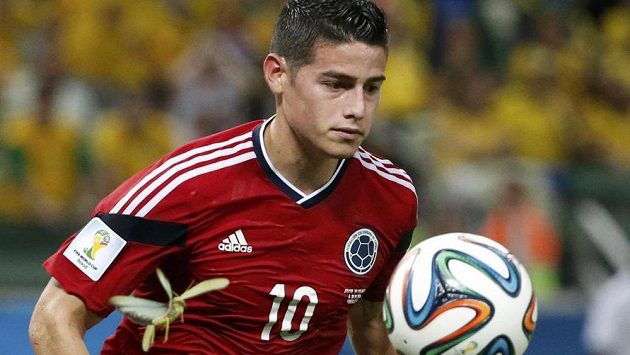 Kolumbijský záložník James Rodríguez figuruje v nominaci na Zlatý míč pro nejlepšího hráče MS v Brazílii. Kolumbijský záložník James Rodríguez figuruje v nominaci na Zlatý míč pro nejlepšího hráče MS v Brazílii.