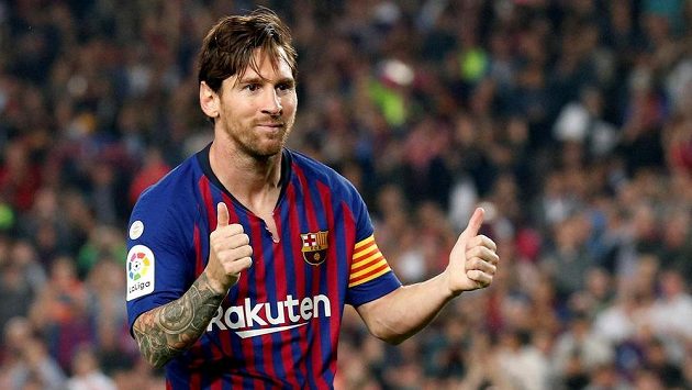 Lionel Messi může svým letadlem vozit 16 pasažérů Lionel Messi může svým letadlem vozit 16 pasažérů