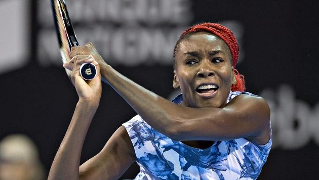Americká tenistka Venus Williams returnuje na turnaji v Québecu. Americká tenistka Venus Williams returnuje na turnaji v Québecu.