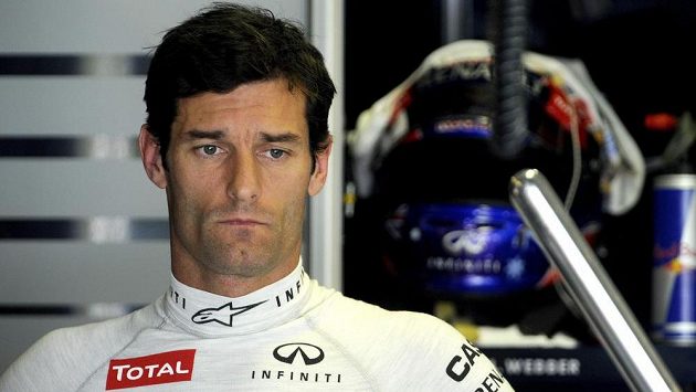 Jezdec stáje Red Bull Mark Webber při Velké ceně Maďarska. Jezdec stáje Red Bull Mark Webber při Velké ceně Maďarska.