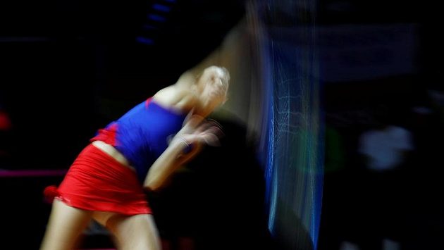 Karolína Plíšková během druhé dvouhry fedcupového semifinále proti Německu. Karolína Plíšková během druhé dvouhry fedcupového semifinále proti Německu.
