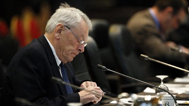 Dick Pound, autor zprávy usvědčující ruské atlety z dopingu, na sjezdu členů WADA. Dick Pound, autor zprávy usvědčující ruské atlety z dopingu, na sjezdu členů WADA.