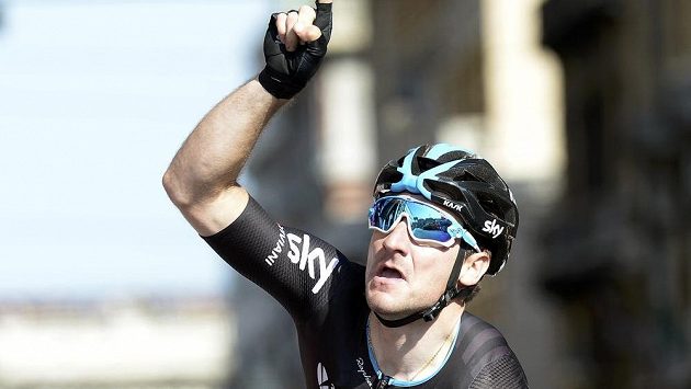 Vítěz druhé etapy Giro d'Italia Elia Viviani Vítěz druhé etapy Giro d'Italia Elia Viviani