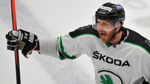 Mladoboleslavský útočník Lukáš Pabiška se raduje ze vstřelení gólu proti Olomouci. Mladoboleslavský útočník Lukáš Pabiška se raduje ze vstřelení gólu proti Olomouci.