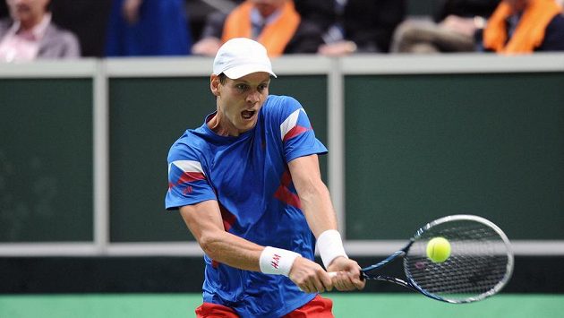 Tenista Tomáš Berdych během utkání 1. kola Davis Cupu - ilustrační foto Tenista Tomáš Berdych během utkání 1. kola Davis Cupu - ilustrační foto