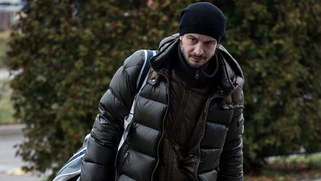 Hokejový útočník Martin Zaťovič přichází na reprezentační sraz před turnajem Channel One Cup. Hokejový útočník Martin Zaťovič přichází na reprezentační sraz před turnajem Channel One Cup.