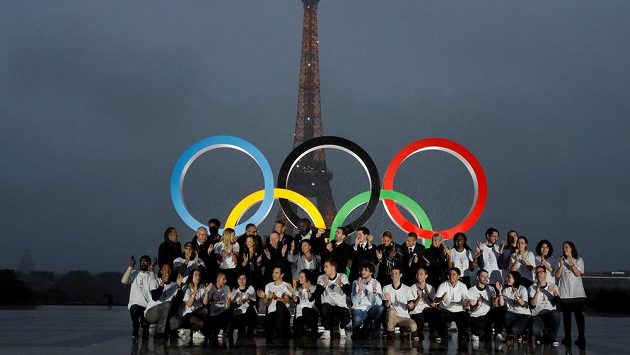 Olympijské hry v roce 2024 uspořádá Paříž. Olympijské hry v roce 2024 uspořádá Paříž.