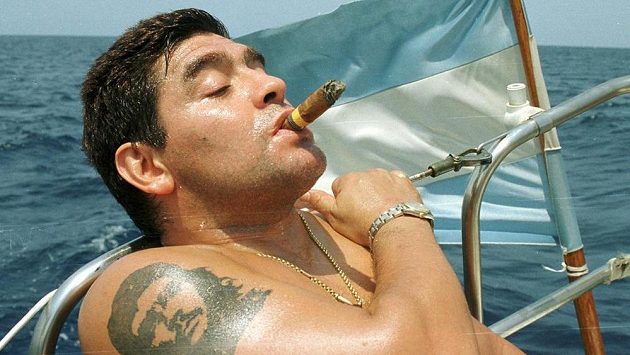 Diego Maradona, fotbalový bůh, který neunesl svou slávu... Diego Maradona, fotbalový bůh, který neunesl svou slávu...