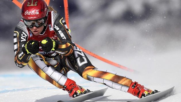 Ester Ledecká při tréninku sjezdu na trati v Lake Louise. Ester Ledecká při tréninku sjezdu na trati v Lake Louise.