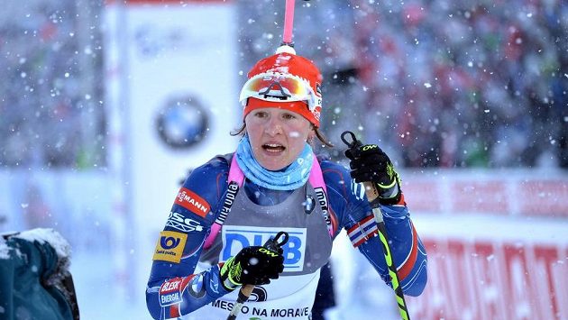 Biatlonistka Veronika Vítková si v uplynulé sezóně vydělala přes tři milióny. Biatlonistka Veronika Vítková si v uplynulé sezóně vydělala přes tři milióny.