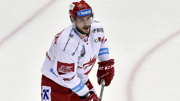 Staronová posila třinecké defenzívy Tomáš Kundrátek. Staronová posila třinecké defenzívy Tomáš Kundrátek.