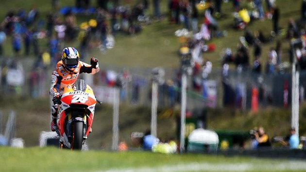 Vítěz brněnského závodu MotoGP Dani Pedrosa ze Španělska. Vítěz brněnského závodu MotoGP Dani Pedrosa ze Španělska.