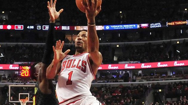 Derrick Rose mění dres. Bude hrát za Knicks. Derrick Rose mění dres. Bude hrát za Knicks.