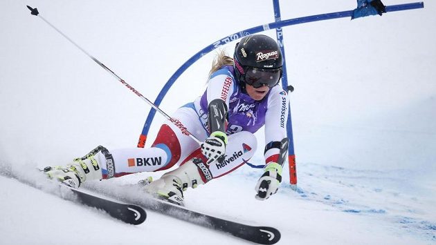 Švýcarská lyžařka Lara Gutová. Švýcarská lyžařka Lara Gutová.